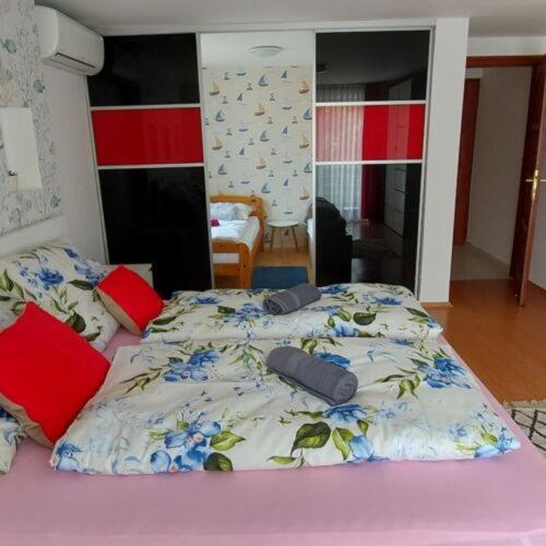 Balatoni Aranyparti Apartmanok Шіофок Екстер'єр фото