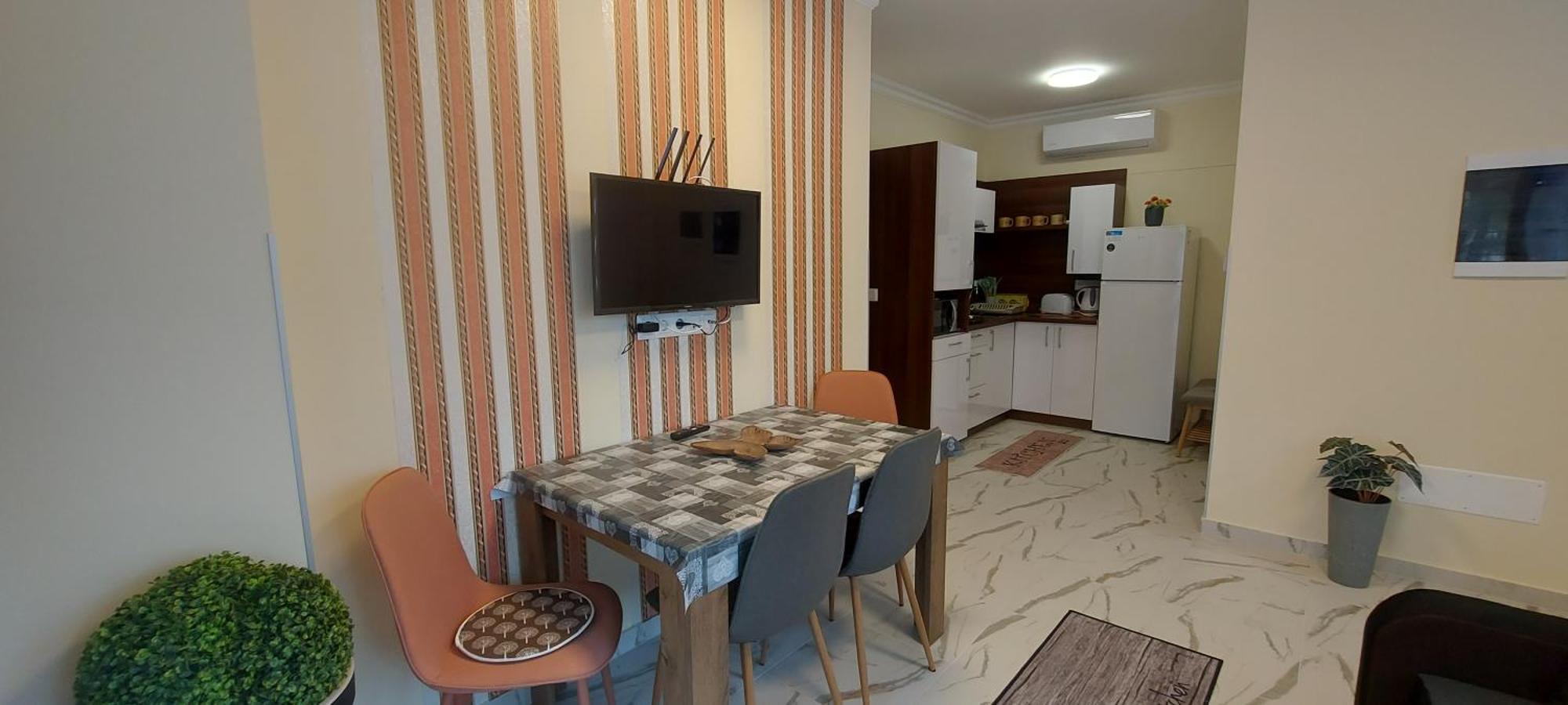 Balatoni Aranyparti Apartmanok Шіофок Екстер'єр фото